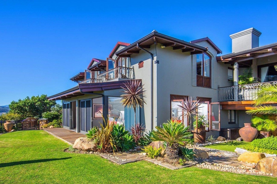 7 Bedroom Property for Sale in Pezula Golf Estate Western Cape